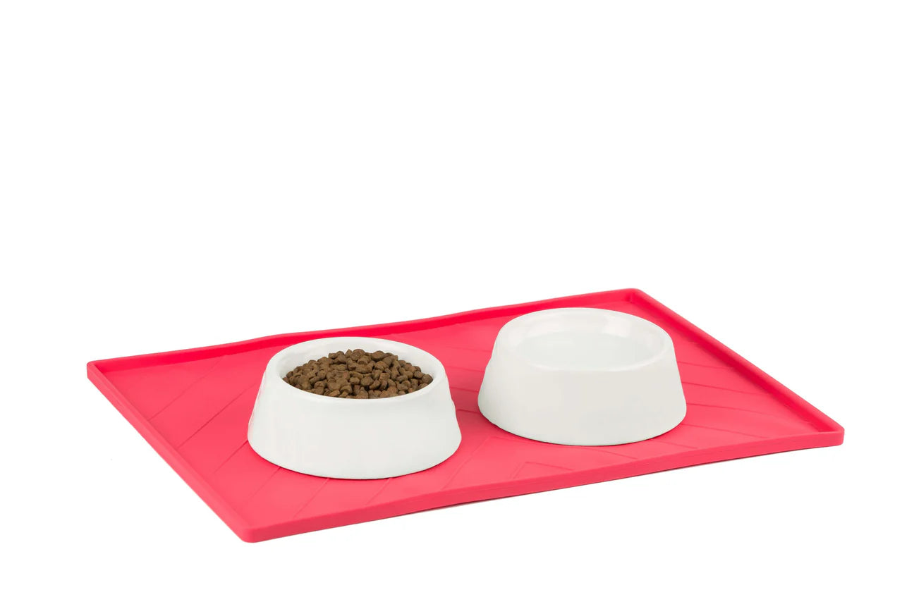 Silicone Non-Slip Dog Bowl Mat with Raised Edge