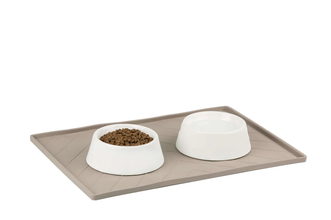 Silicone Non-Slip Dog Bowl Mat with Raised Edge