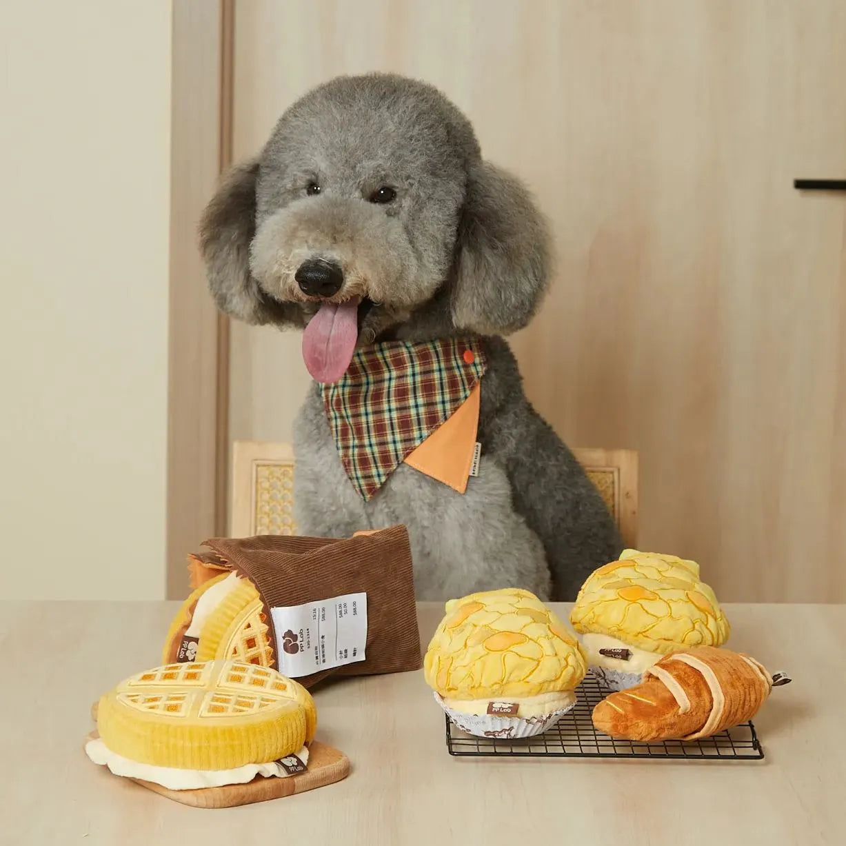Polo (Pineapple) Bun Nosework Toy