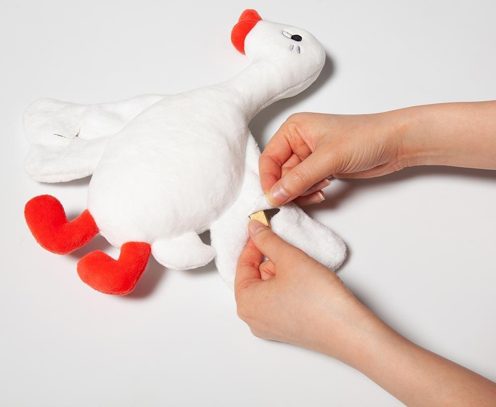 andblank Flying Duck : Nose Work Toy - CreatureLand