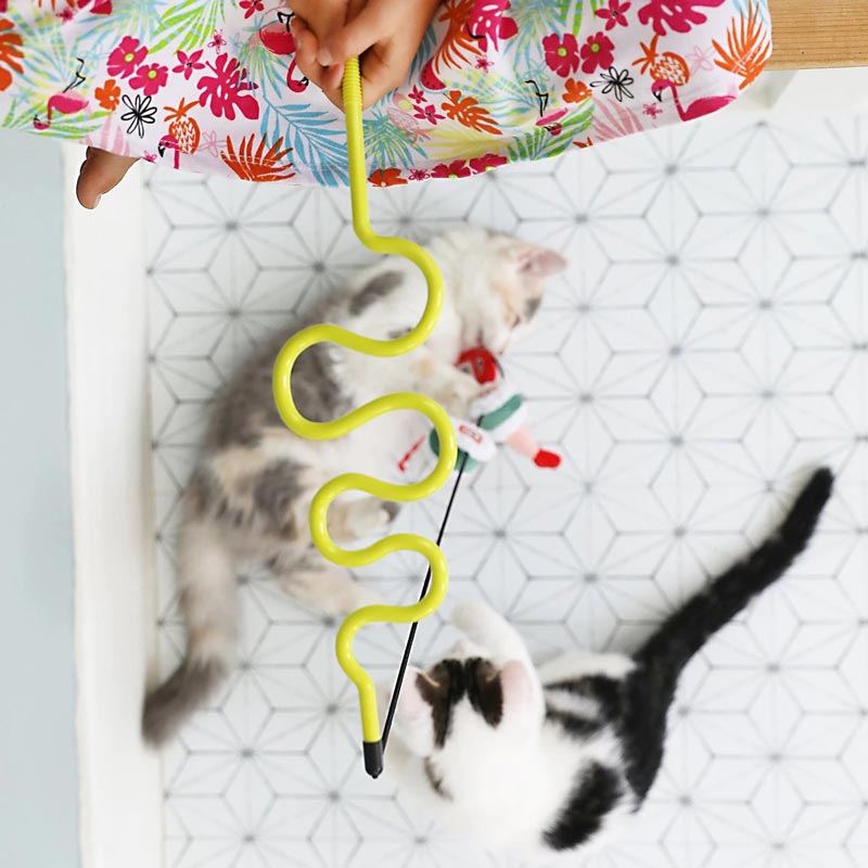 Mad Cat Mad Cat® Sushi Swatter Wand with Catnip & Silvervine - CreatureLand