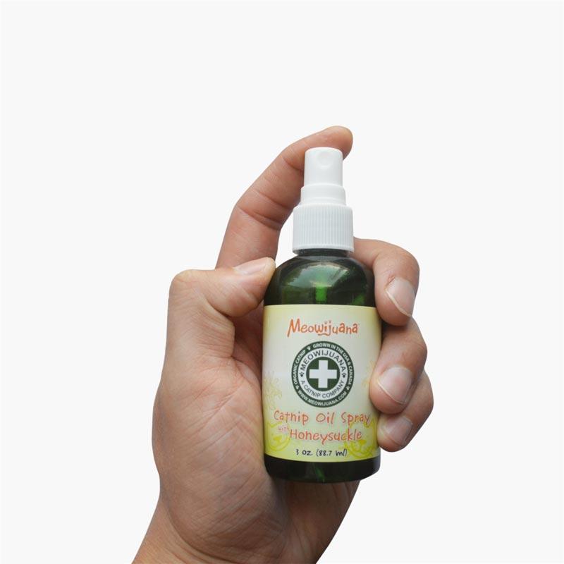 Meowijuana Honeysuckle Catnip Oil Spray (3oz) - CreatureLand