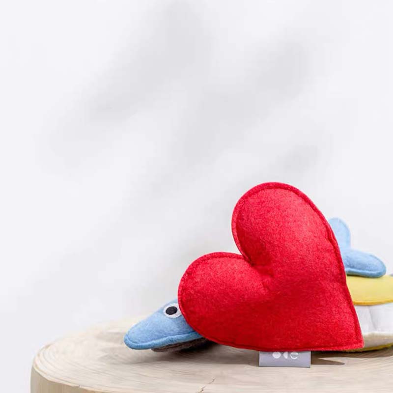 OCE Red Heart Catnip Toy - CreatureLand