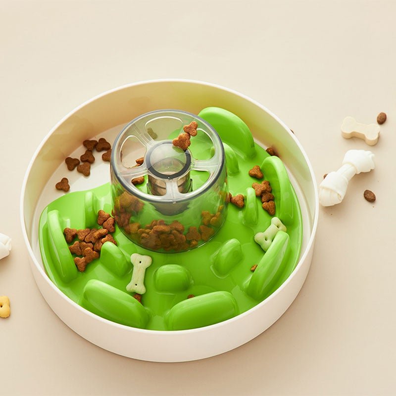 NINA OTTOSSON BY OUTWARD HOUND Spin N' Eat Dog Food Puzzle Feeder, Green 