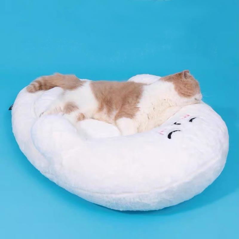 PurLab Seal Pet Bed - CreatureLand