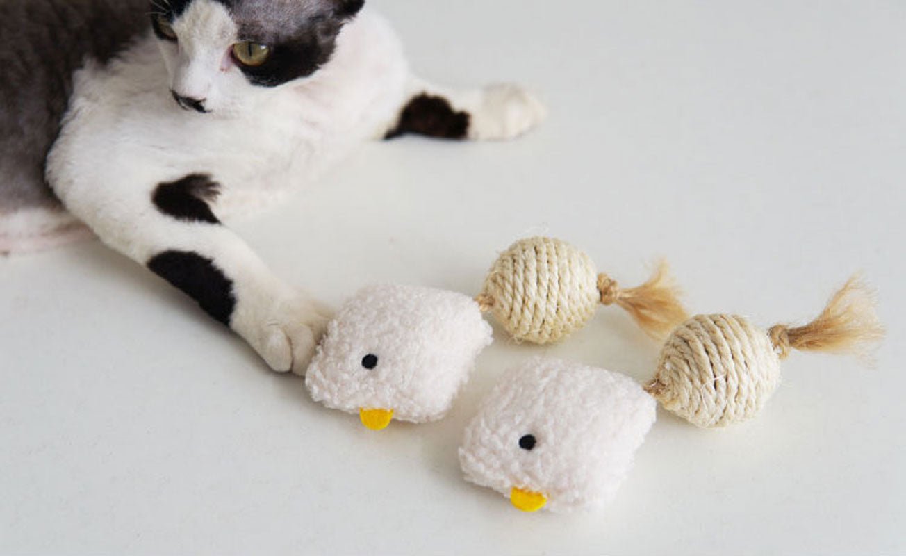 Purroom Little Chick Catnip Rope Ball - CreatureLand
