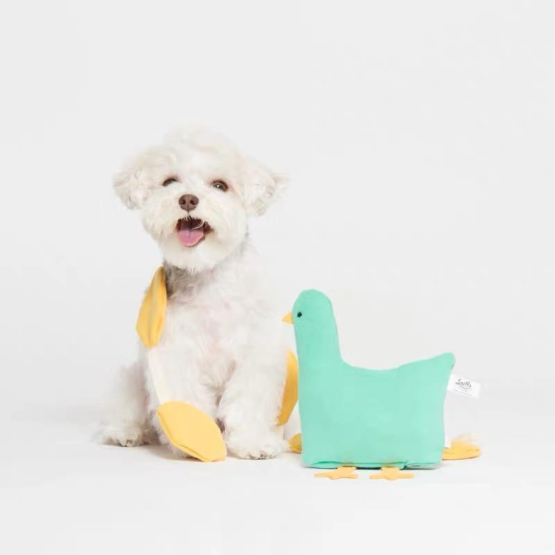 Sniff's Friends Golden Goose Nose Work Toy - Emerald - CreatureLand