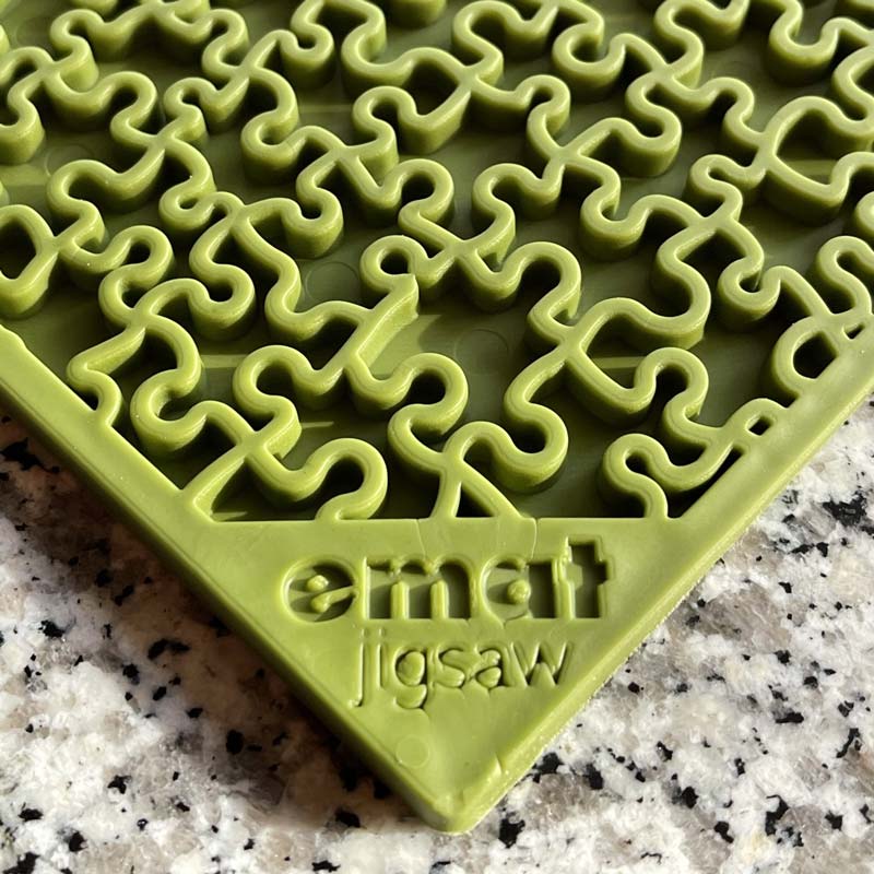 Sodapup Enrichment Licking Mat - Jigsaw (Green) - CreatureLand