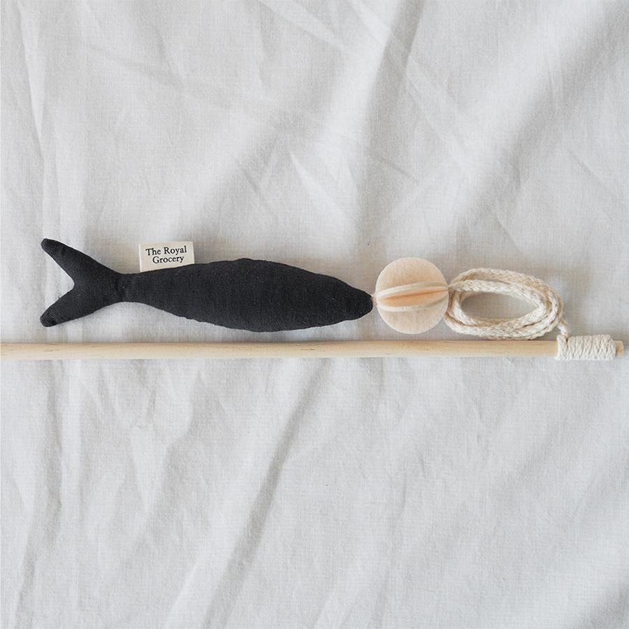 The Royal Grocery Fish and Chew Cat Toy - Charcoal - CreatureLand
