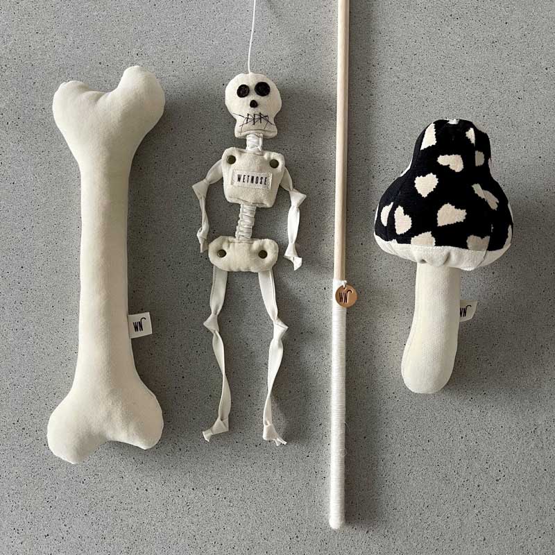 Wetnose [PREORDER] Bone Catnip Toy - CreatureLand